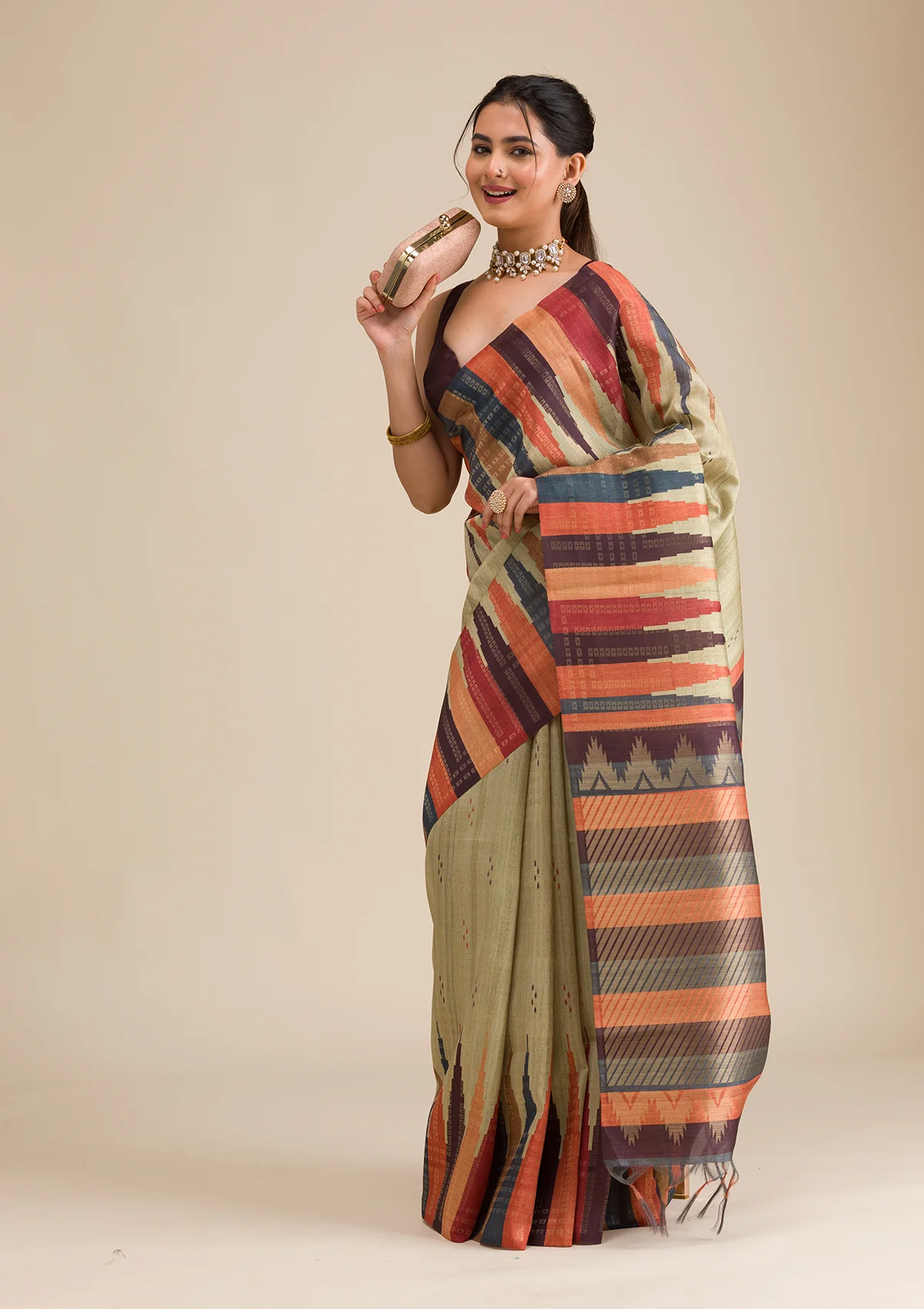 koskii-pistagreen-printed-artsilk-designer-saree-saus0038407_pistagreen__6_1800x1800.webp
